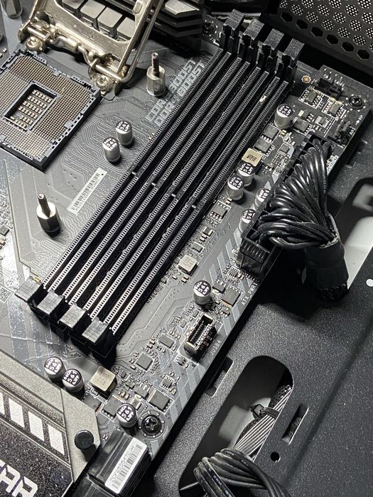 Материнська плата MSI Mag B460M Mortar