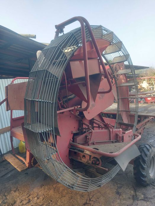 vendo máquina de arrancar batatas