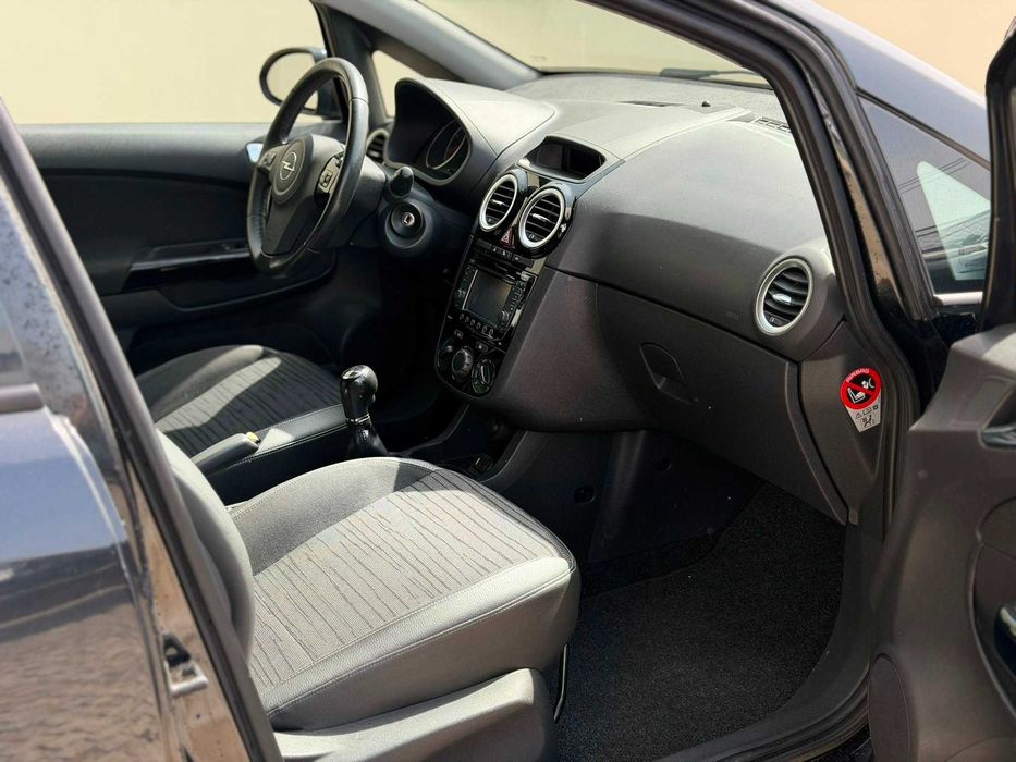 Opel CORSA 2014 100.000KM
