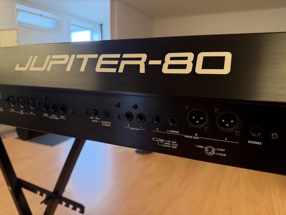 Roland Jupiter 80