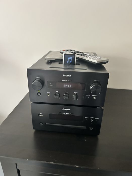 Miniwieża Yamaha R-840 Piano Craft + ipod Nano