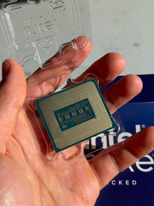 Intel Core i9-14900KF (LGA1700)