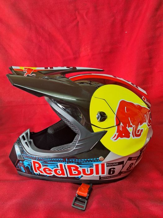 Capacete Redbull