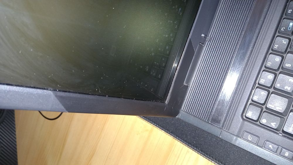 Laptop acer Win xp ssd 17 cali.