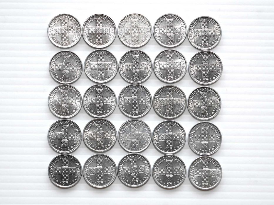 Lote de 25 Moedas 10 Centavos 1974