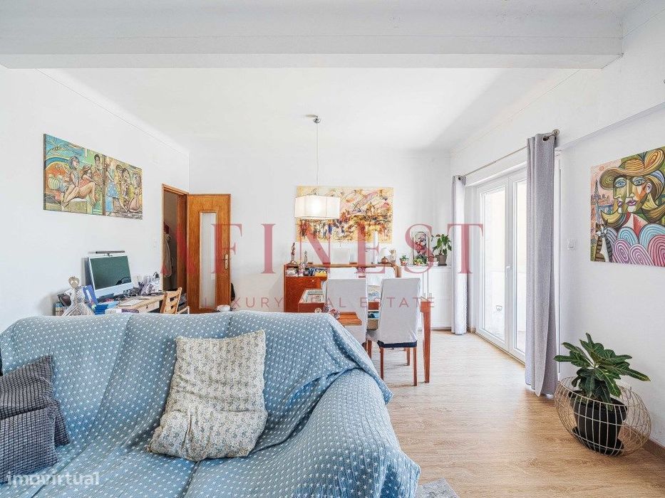Tires | Conde de Monte Real Neighborhood | Renovated T2 Apartment