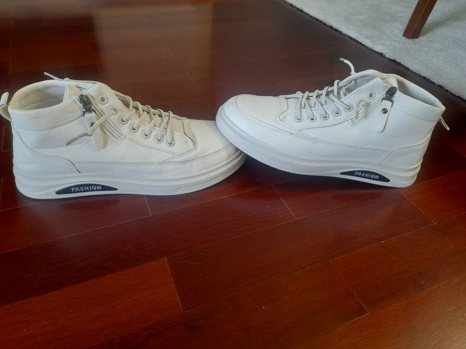 Sapatilhas novas tamanho 42