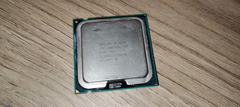 Intel E2180 Processor, 2.00 GHz, LGA77564752348280065120