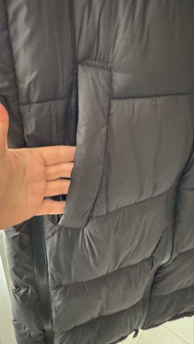 Безрукавка  ZARA