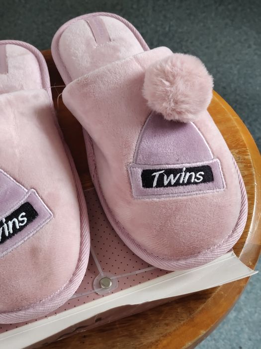 Жіночі домашні капці Twins з помпоном, р.38/39