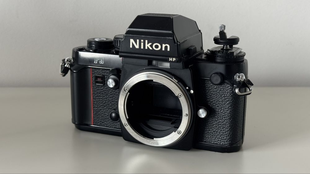 Nikon F3 hp COMO NOVA com lente e Motor