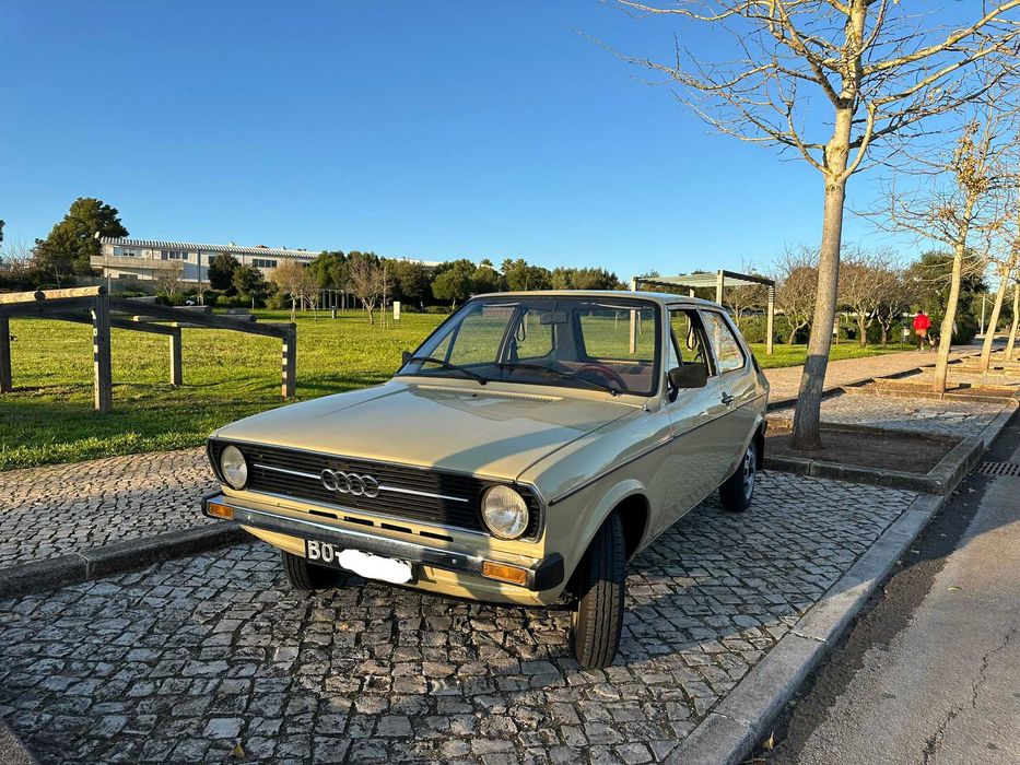 Audi 50 1.1 – 1975 | Restaurado |  peças incluídas