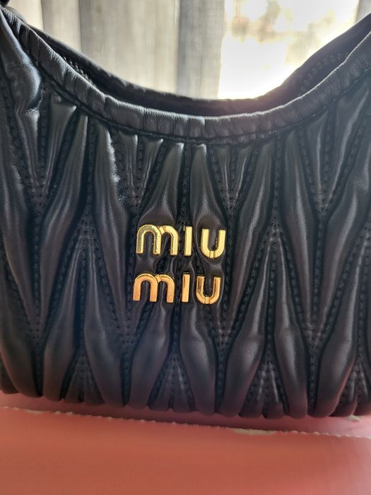 Bolsa preta Miu Miu original