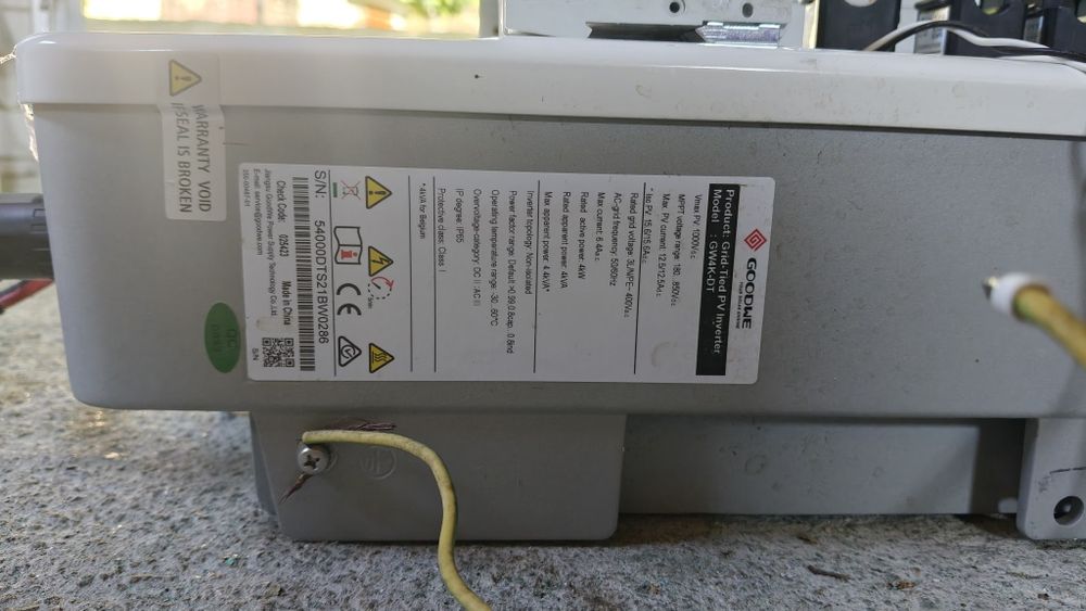 Sistema Solar Trifásico GoodWe 4kW Completo – Inversor + Smart Meter + Proteções