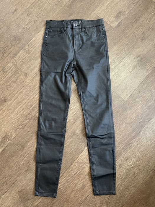 Stradivarius штани розмір 38 (М). Нові