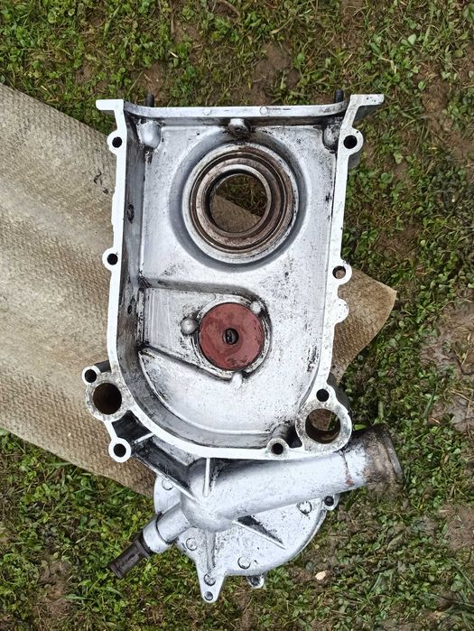 Передня кришка  двигуна ГАЗ 53 66 ПАЗ ЯМЗ-236-238 МАЗ КРАЗ Т-150