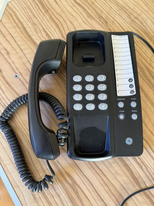 Продам стаціонарні кнопочні телефони