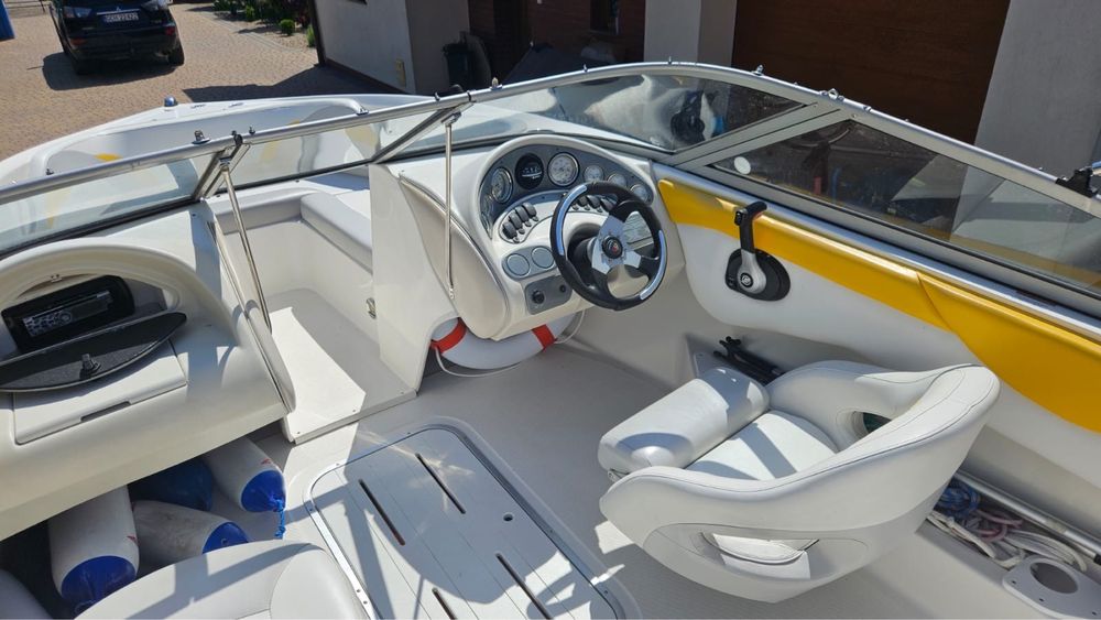 Motorówka Mariah SX19 (2007) - silnik Mercury 135 KM + przyczepka