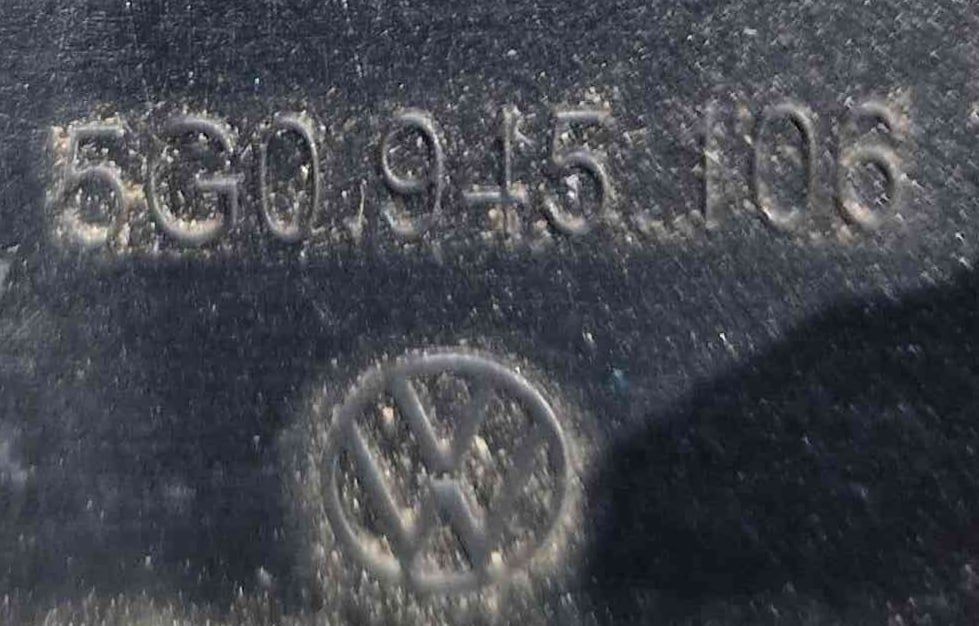 Refletor Trás Direito 5G0945106 - VW GOLF VII