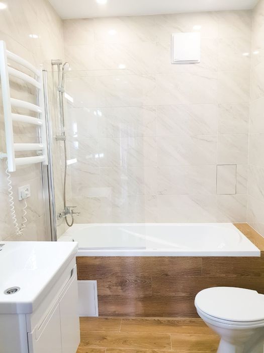 ДОМ НА ГЕНЕРАТОРЕ. ЖК Севен, Днепропетровская набережная 18А, Осокорки