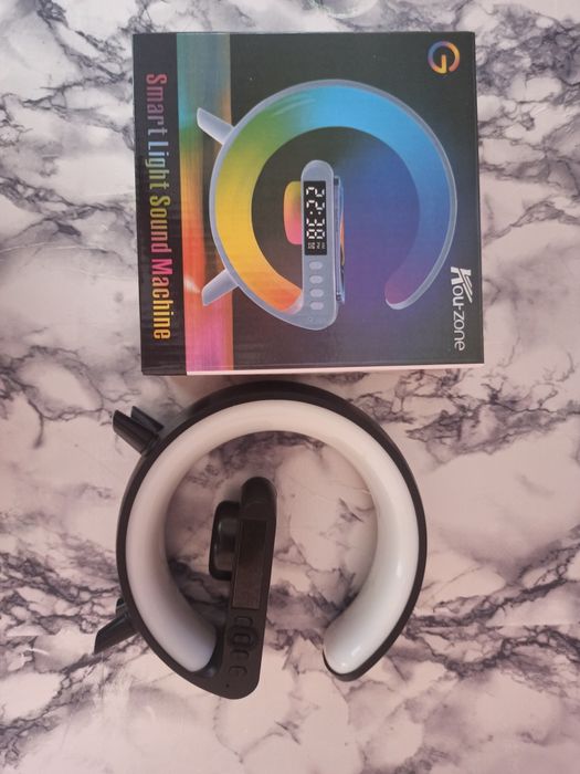 Будильник з підсвіткою та колонкою