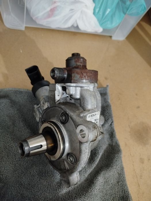 Bomba alta pressão BMW N47 318d