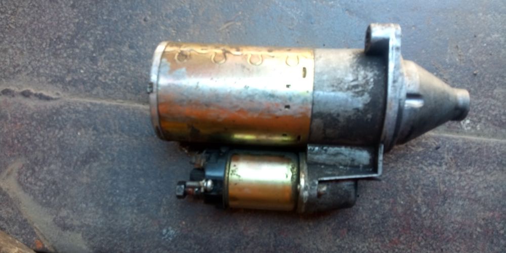 Продам стартер на газель 16 клапанную