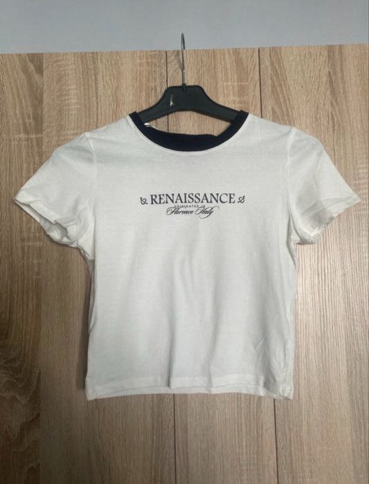 Nowy bialy top z napisem