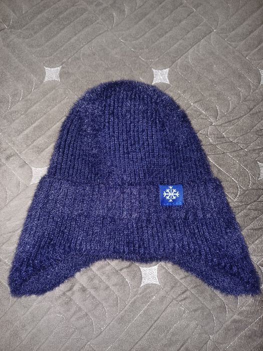 Жіноча шапка з вушками