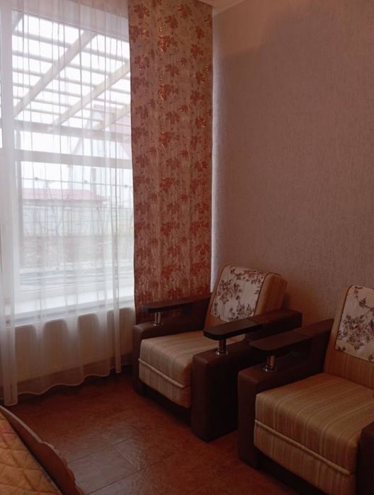 Здається 2 кімнатний будинок.