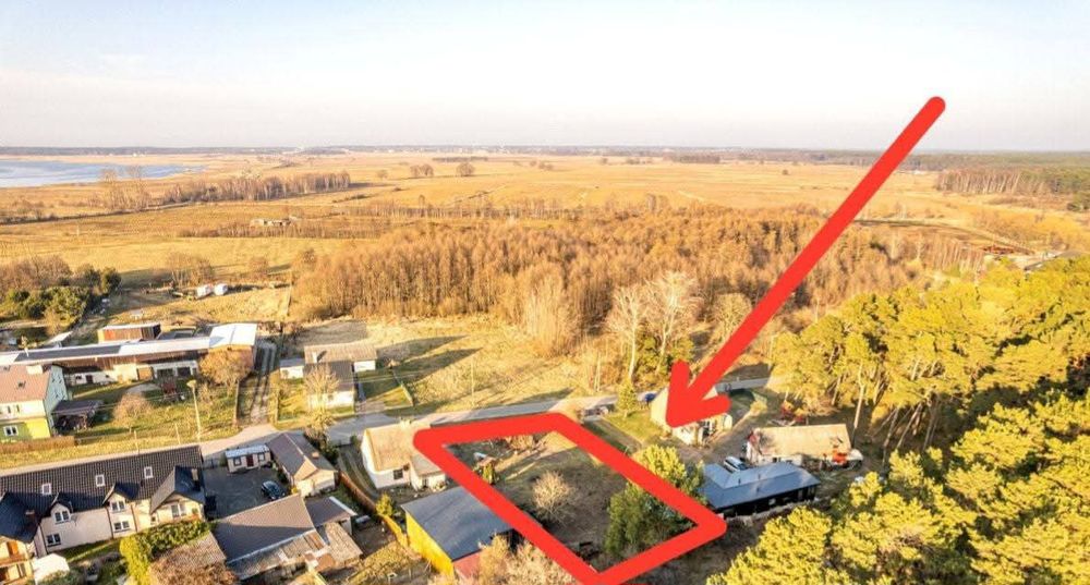 Działka budowlana blisko jeziora i morza
