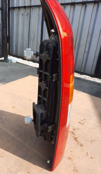 Opel Astra Kombi G II Lampa lewa tylna tyl