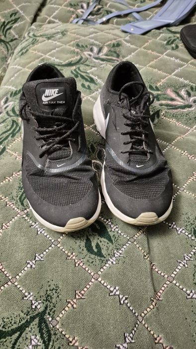 Кросівки Nike Air Max Thea