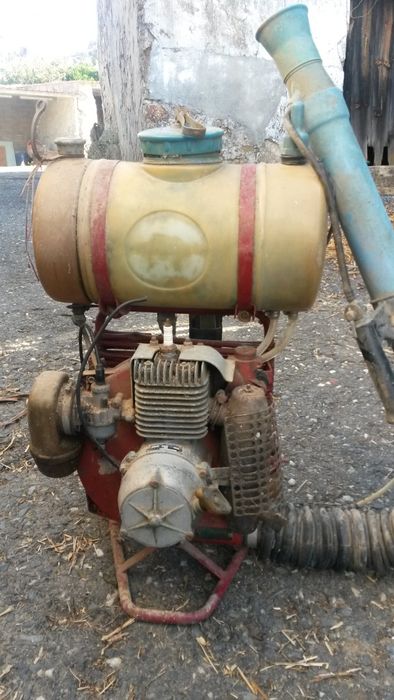 Pulverizador de Costas :