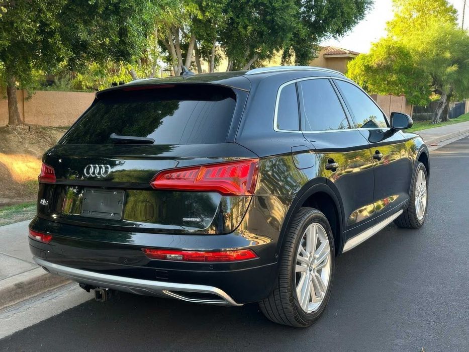 Audi Q5 quattro Prestige      2019