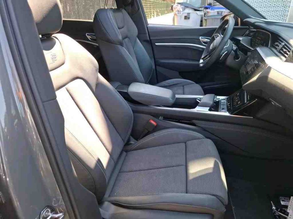 Audi Q8 e-tron Sportback S line quattro