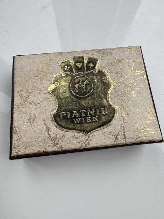 Винтажные игральные карты