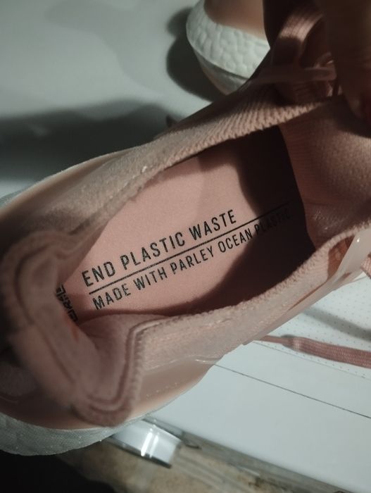 Tênis ultraboost 22w