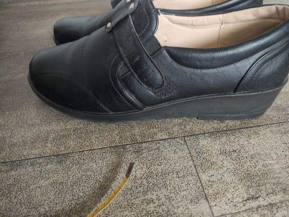 Wsuwane buty damskie