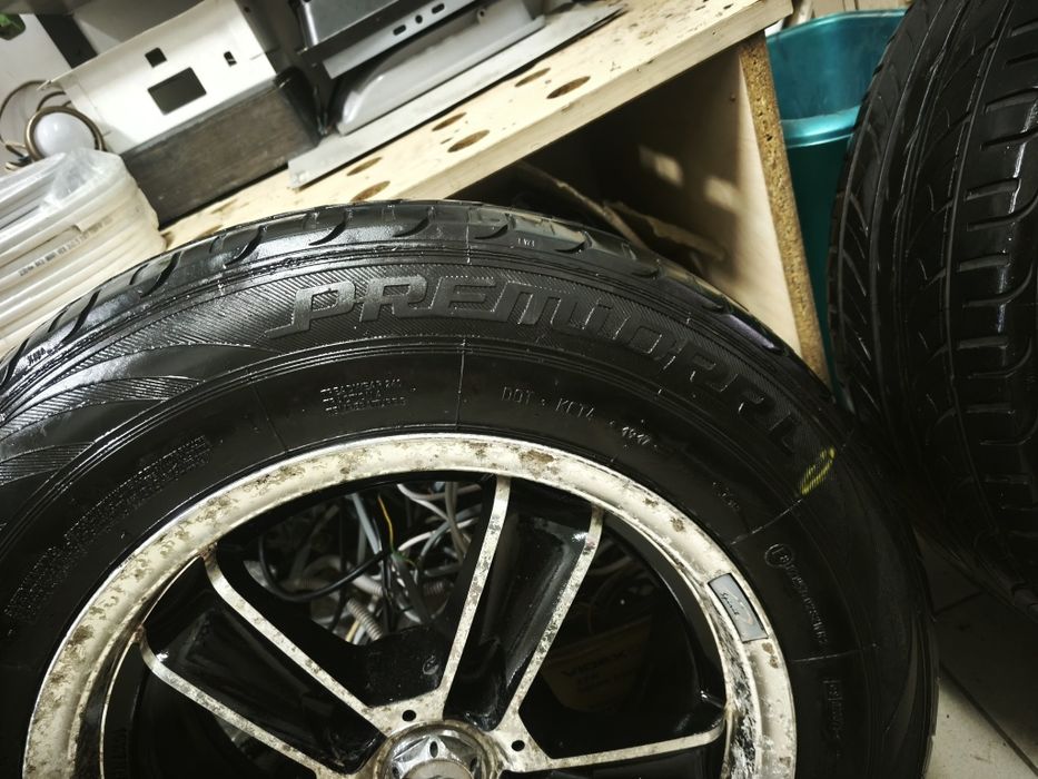 Продажа легкосплавних дисків з літньою  резиною R16 215/65 (розболтовка 5*120) ЕТ40