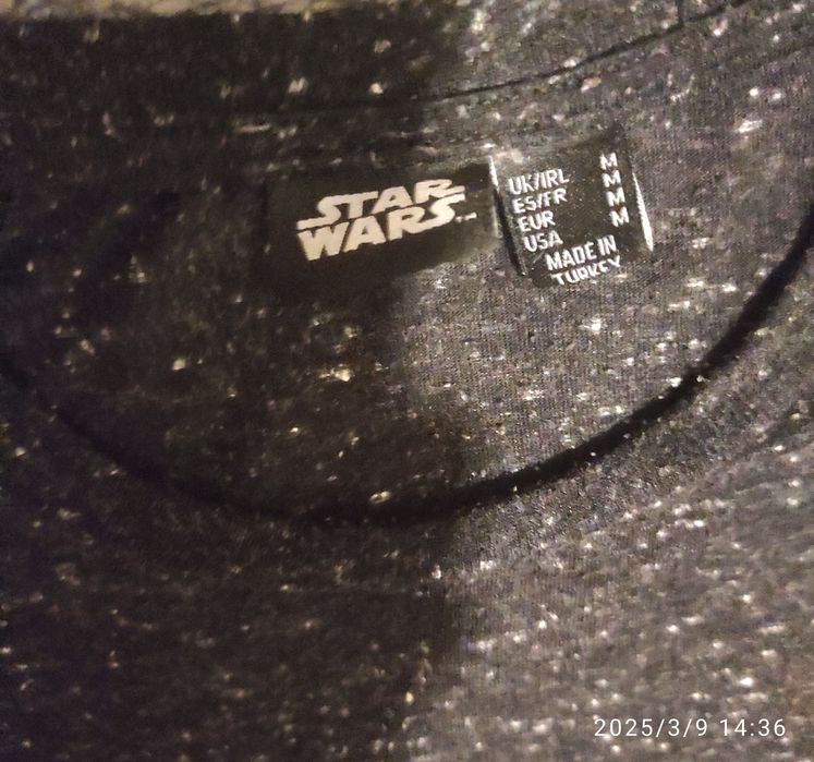 Czarna młodzieżowa koszulka