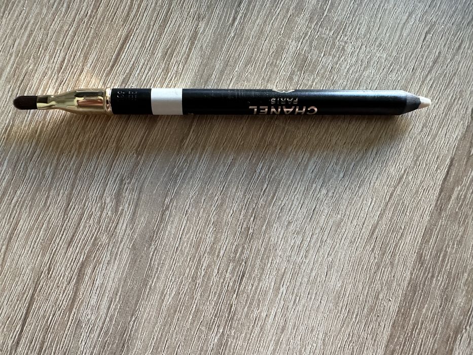 Chanel kredka do konturu ust