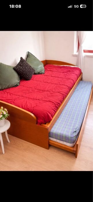 Cama  Dupla EM Madeira