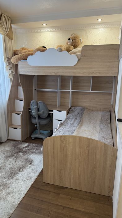 Меблі в дитячу кімнату, двоярусне ліжко