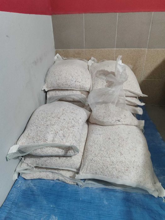 Sacos de Gravilha de Mármore Branco - Bago de Arroz - Pedras Naturais