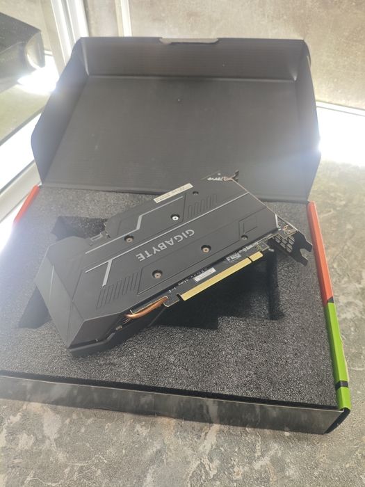 Видеокарта RTX 2060