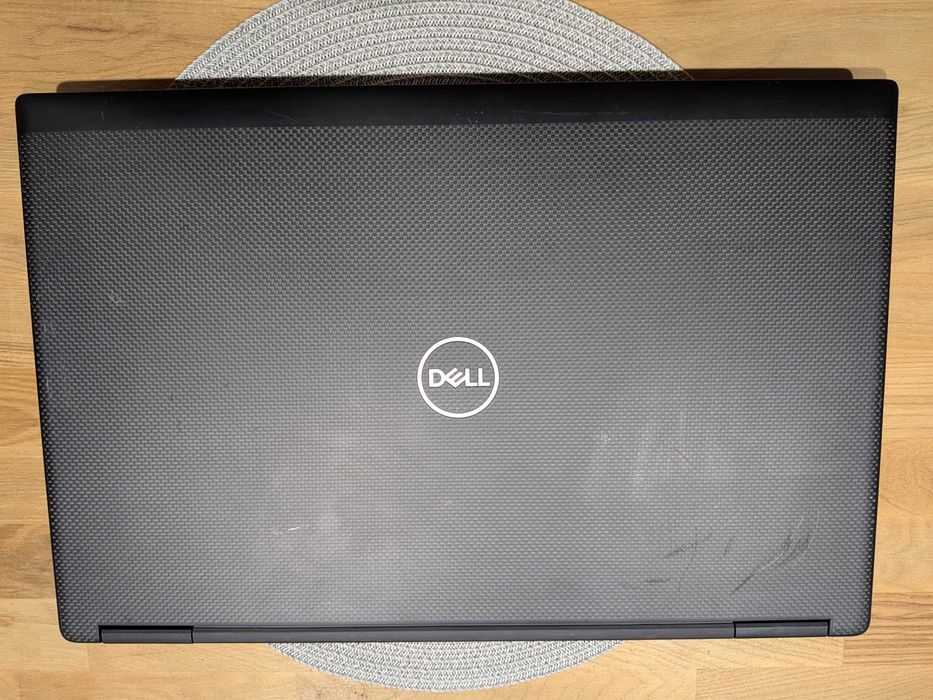 Dell Precision 7730 IPS FHD i5-8400h/i7-8850h/p3200 6gb/16gb ddr4/256m2/win