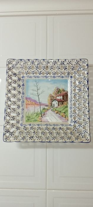 Pratos decorativos em cerâmica pintados à mão – estilo rústico