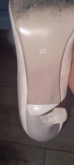 Buty na obcasie jasny róż