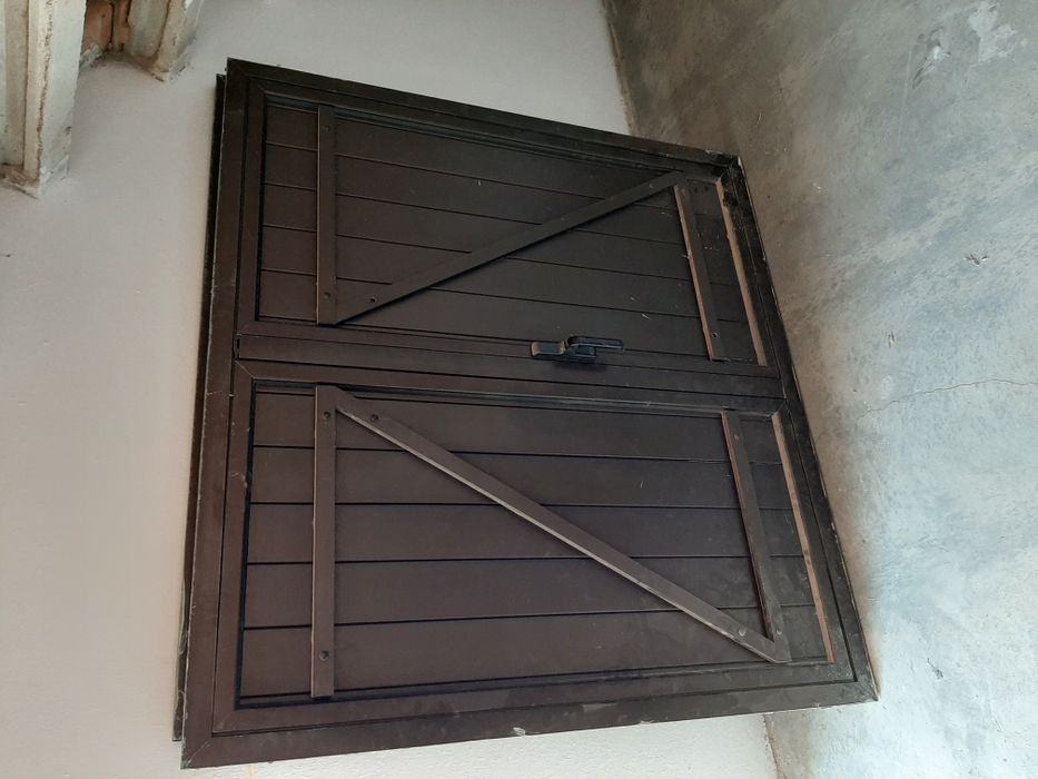 Vendo portadas  castanhas